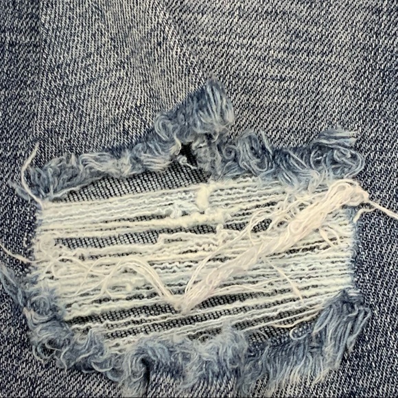 Maurice’s Skinny Distressed Jeans S-R - Picture 3 of 10